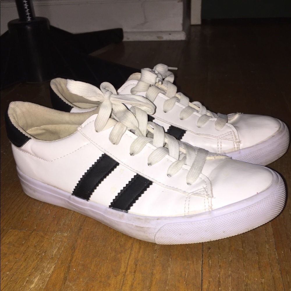 Knock off adidas shoes
